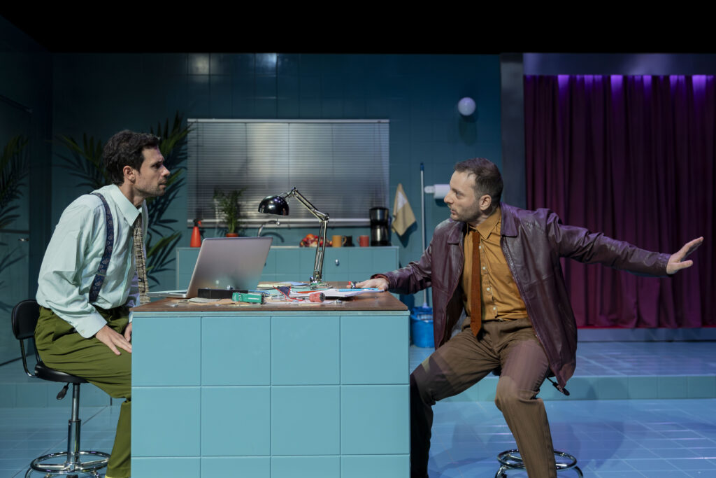 Ο Άσχημος | Κριτική Θεάτρου