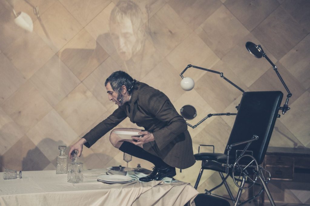 Η Καρδιά Του Σκύλου | Κριτική&nbsp;Θεάτρου