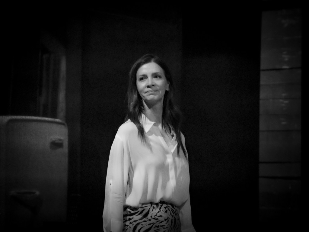 Linda της Penelope Skinner, σε σκηνοθεσία Ελένης Σκότη στο Επί&nbsp;Κολωνώ