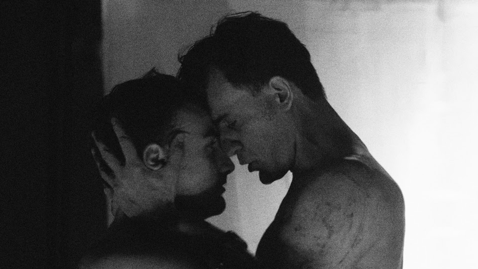 Αυτόματη Εστίαση | Κριτική&nbsp;Θεάτρου