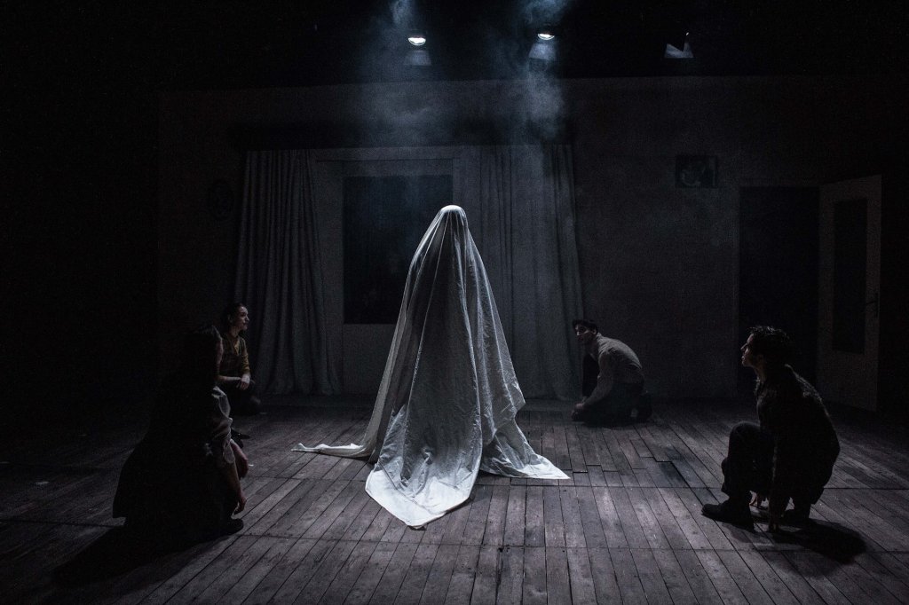 ΜΑ ΓΚΡΑΝ’ ΜΑ | Κριτική&nbsp;Θεάτρου