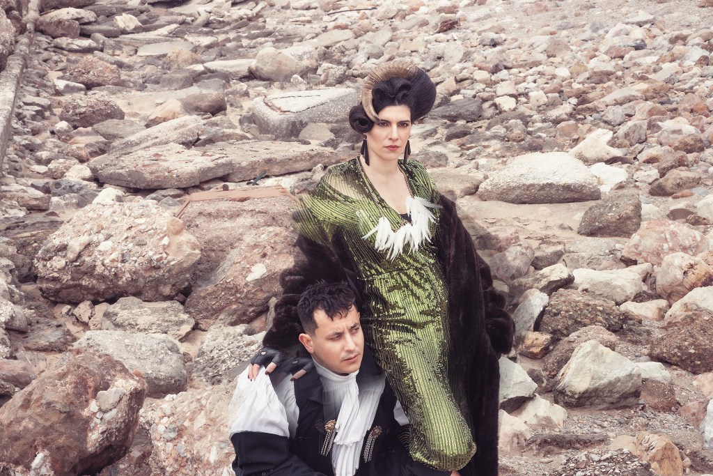 «Στρίγγλα» ένα έργο βασισμένο στο «Το Ημέρωμα της Στρίγγλας», σε ελεύθερη διασκευή  Δημήτρη Λιόλιου και Αναστασίας Χατζάρα, σε σκηνοθεσία του πρώτου στο Θέατρο&nbsp;Ελέρ