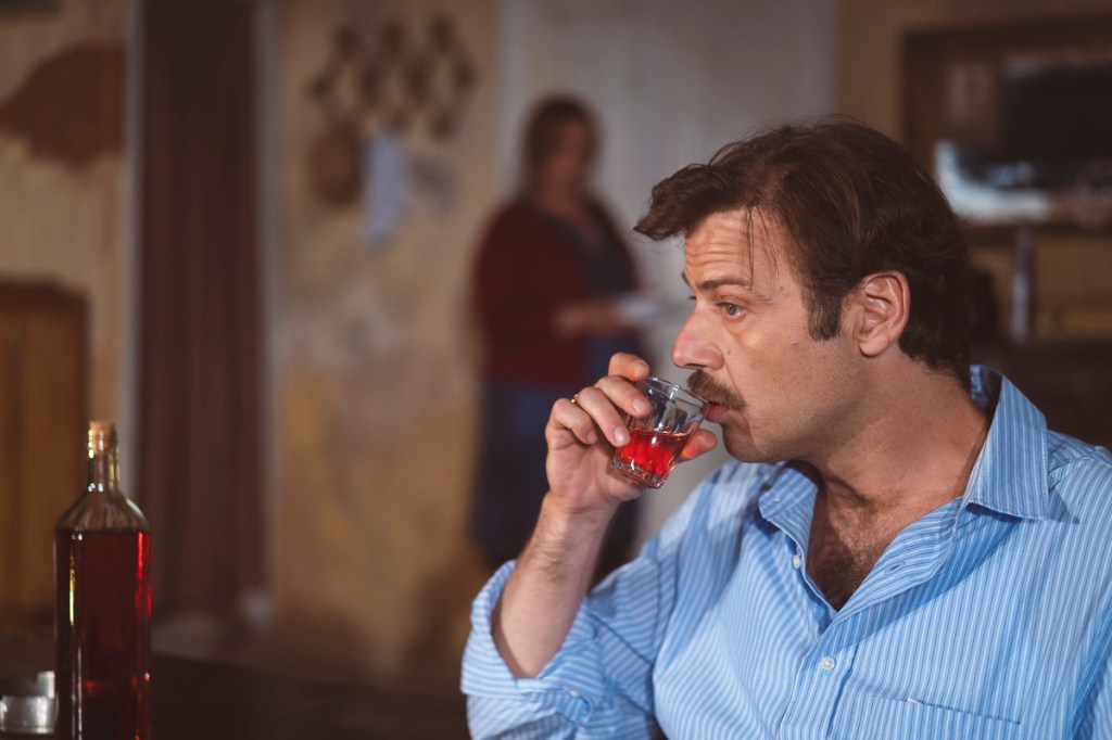 «Χάσαμε τη Θεία Στοπ» του Γιώργου Διαλεγμένου, σε σκηνοθεσία του Χρήστου Τριπόδη στο Αίθριο του Κέντρου Πολιτισμού «Ελληνικός&nbsp;Κόσμος»,