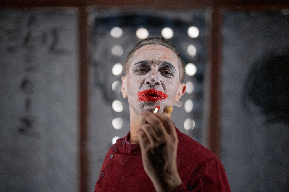 Μόνος με τον Άμλετ | Κριτική&nbsp;Θεάτρου