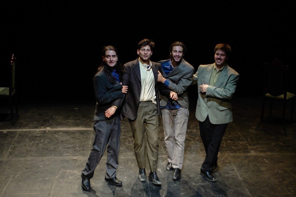 «Αυτό που γεννιέται και πεθαίνει στο φως»: Μια πρωτότυπη θεατρική σύνθεση βασισμένη στην Εαρινή Συμφωνία και τα Ερωτικά του Γιάννη Ρίτσου για 8 μόνο παραστάσεις στο Θέατρο&nbsp;Ρεκτιφιέ