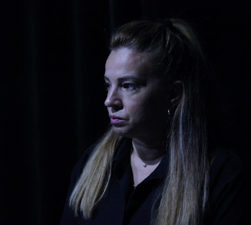 Η συγκλονιστική παράσταση «Η Ομολογία της 4ης Ιανουαρίου» παίρνει παράταση λόγω επιτυχίας