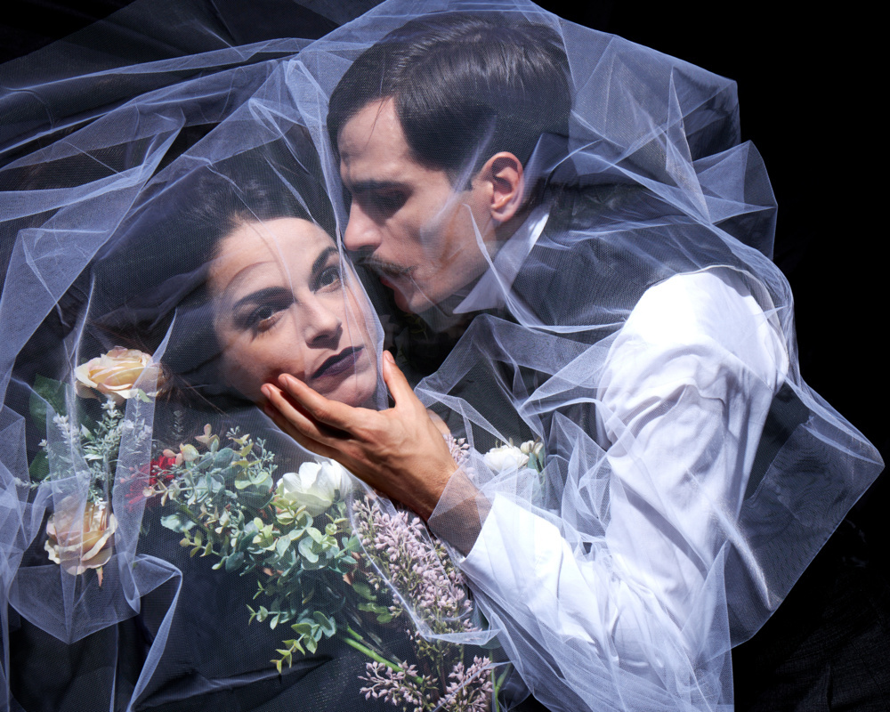 Παράταση παραστάσεων για την «Λίγεια» του Έντγκαρ Άλλαν Πόε στο Θέατρο Arroyo